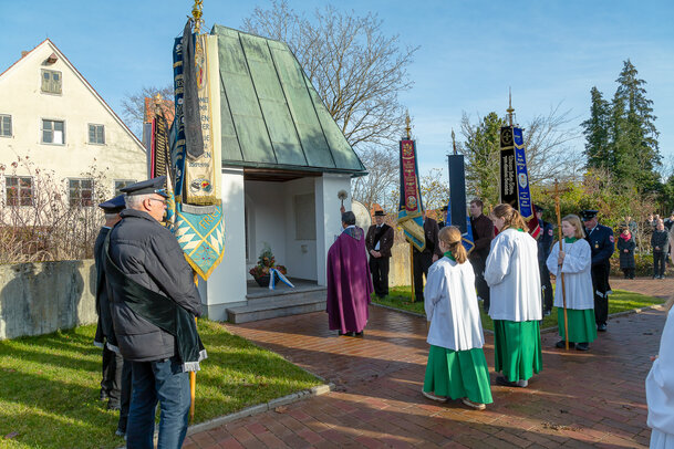 Thumbnail: _JA 25007 16.11.2025 KSV Hohenried, Heldengedenktag, Volkstrauertag.jpg